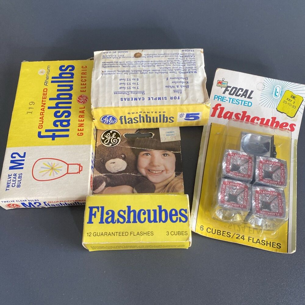 Vintage Photography Flash Bulbs Flash Cubes Lot GE M2 GE #5 Focal Collectibles